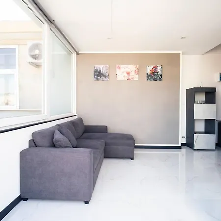 Apartamento A Postcard From *
